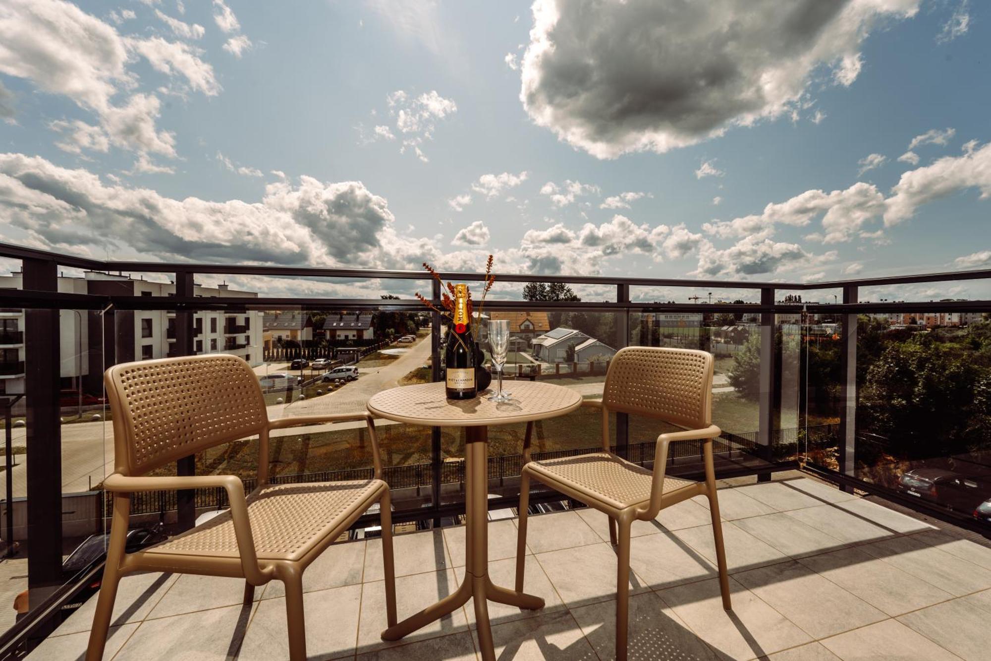 Blueapart Apartamenty Hotelowe Nexo II Puck Exteriör bild